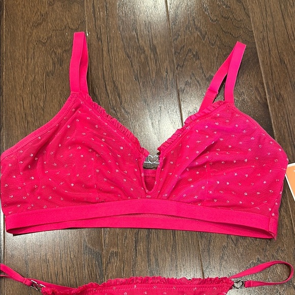 Pink Lingerie Set with Heart Accents- large - Picture 2 of 8